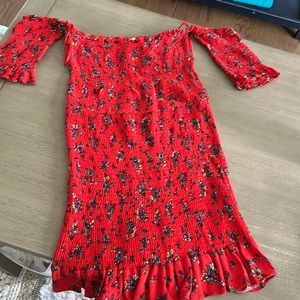 Red off the shoulder stretch cotton dress - size l